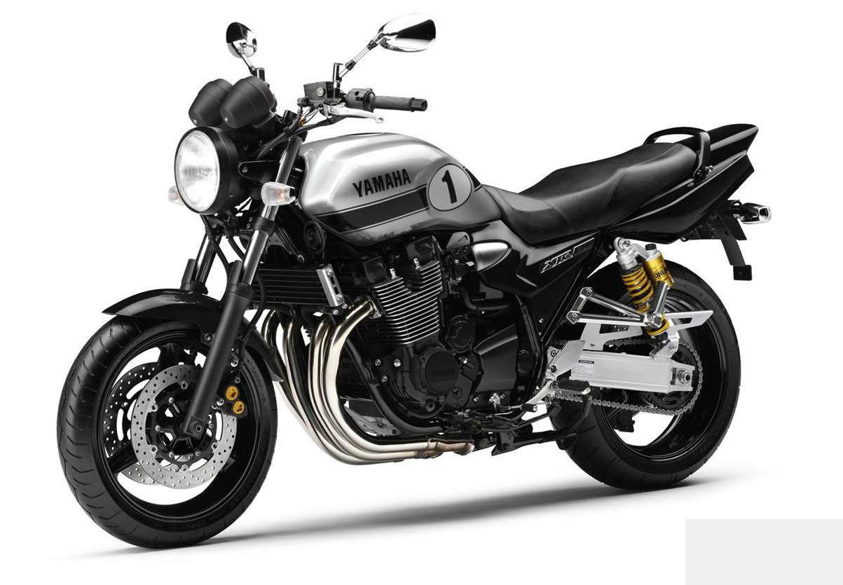 Yamaha XJR 1300 черный